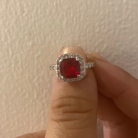 Ruby birthstone ring - Picture 1 of 3